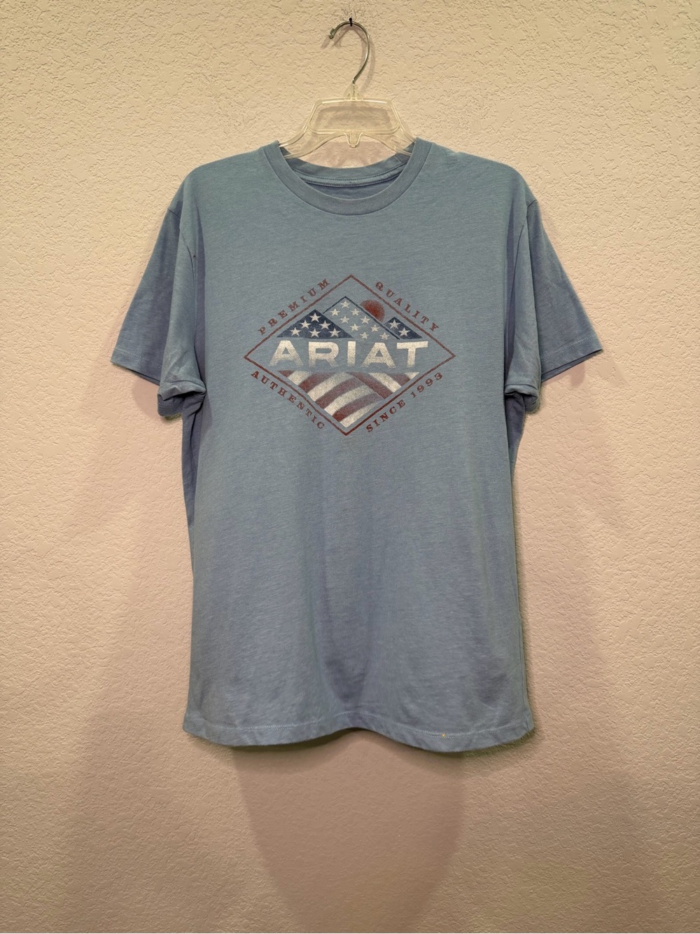 Ariat Men's Light Blue Logo Graphic Tee - M